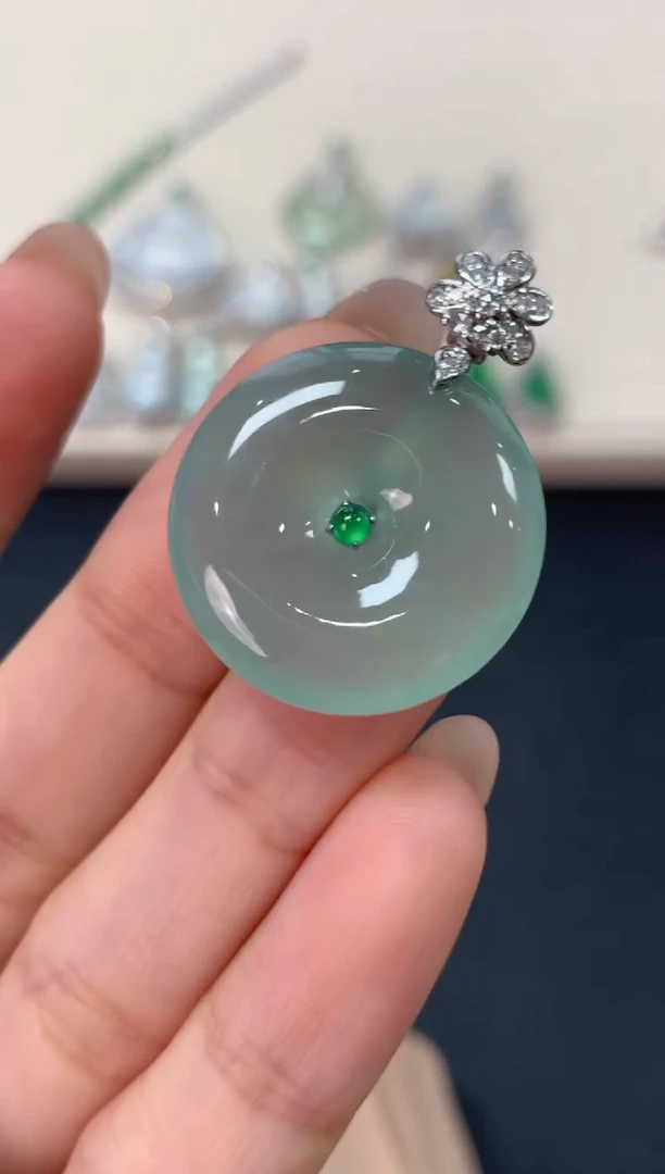 翡翠18K金镶嵌吊坠(不含链)平安扣吊坠4800