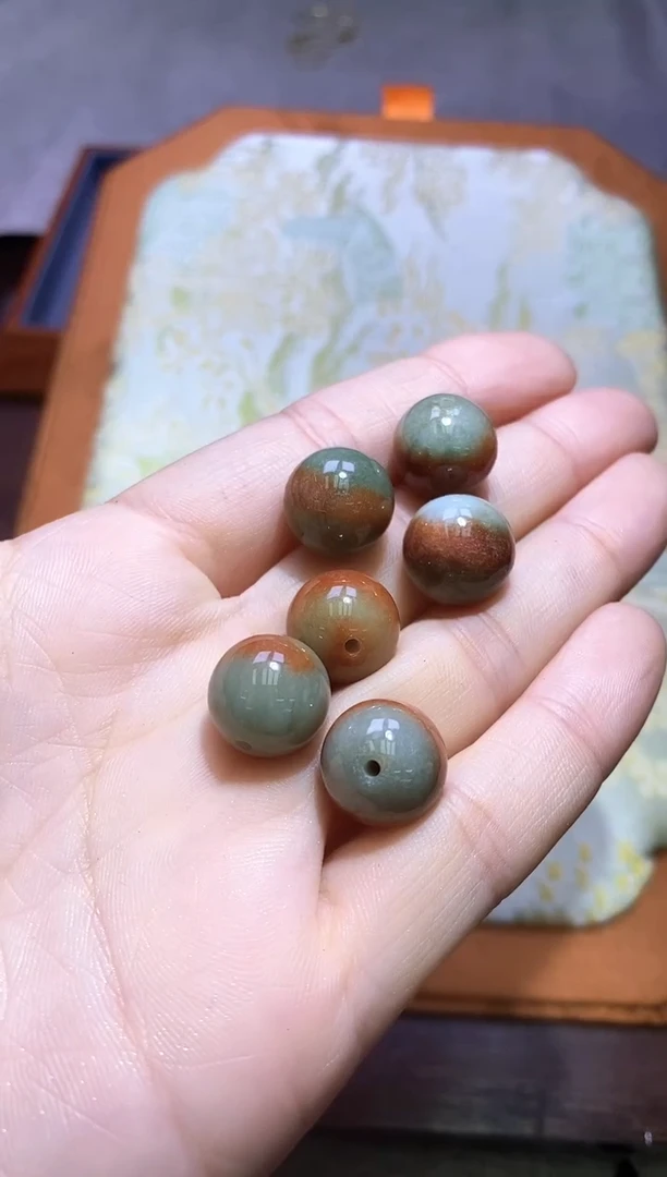 翡翠未镶嵌颈饰多样性发一件292