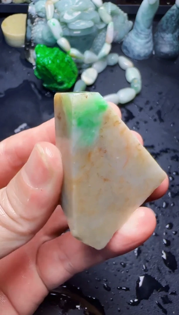 颈饰未镶嵌翡翠阿*哥17