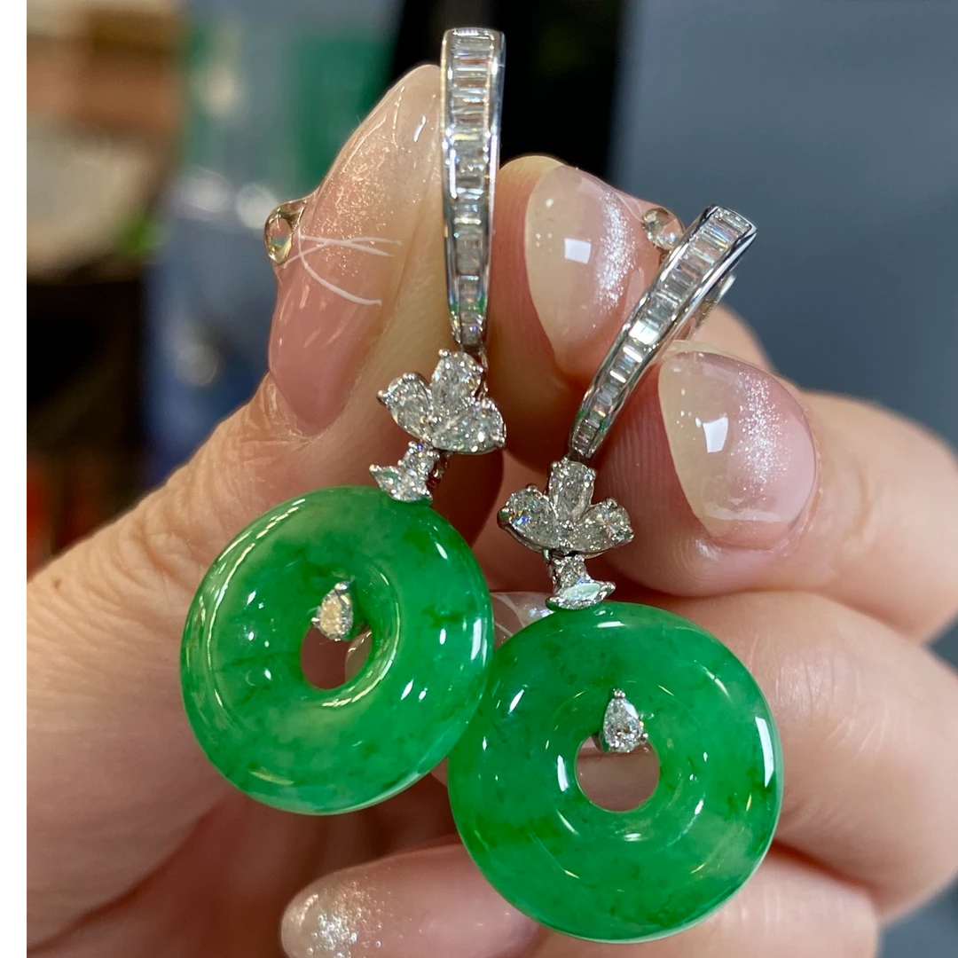 翡翠冰艳绿平安环耳坠 尺寸37.9-16.3-4.4|玉韵倾城映芳容