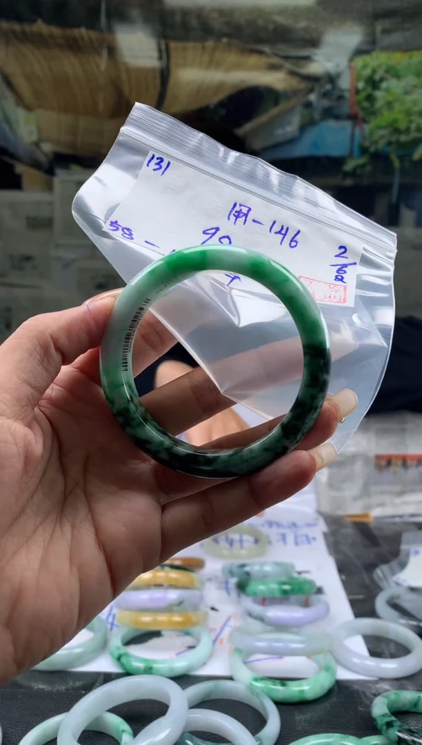 翡翠手镯未镶嵌翡翠手镯 下单联系小耳机#131