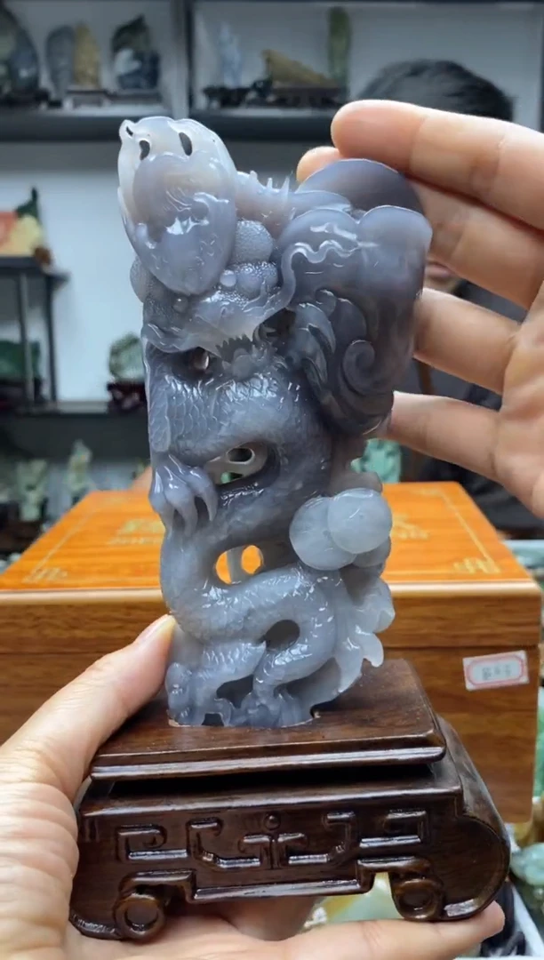 未镶嵌和田玉摆件1