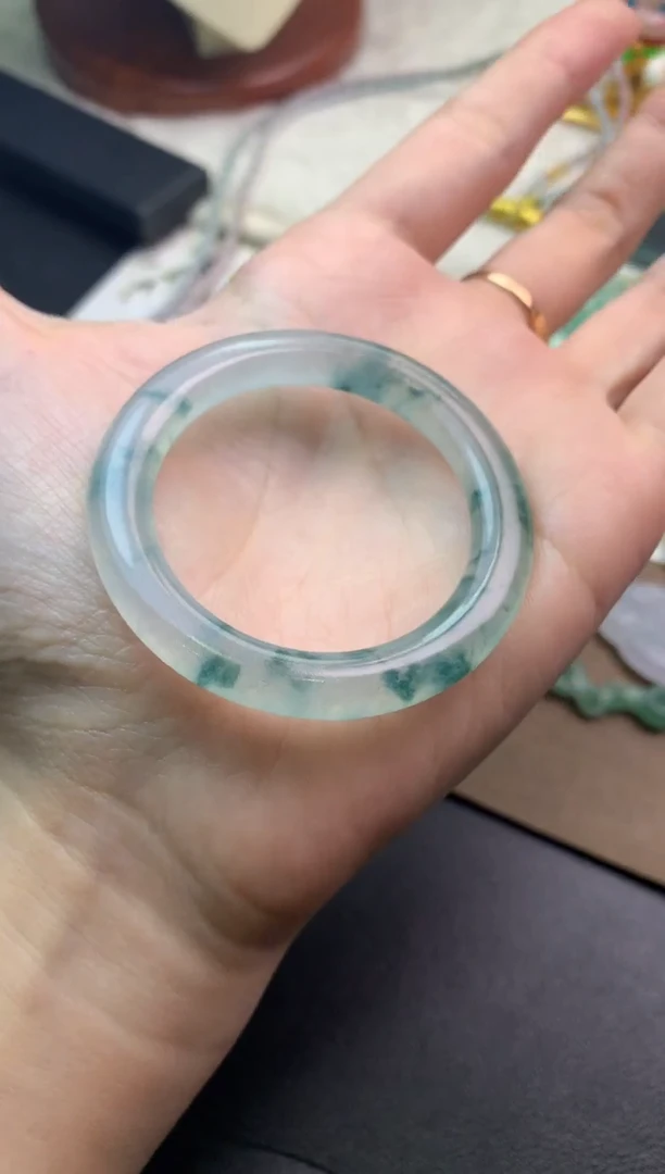 未镶嵌定制翡翠W***颖毛货