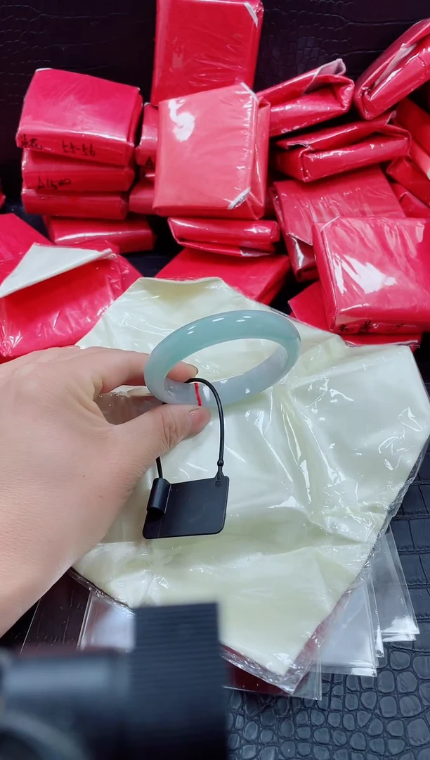 非金属无玲玲184号手镯58.2圈口