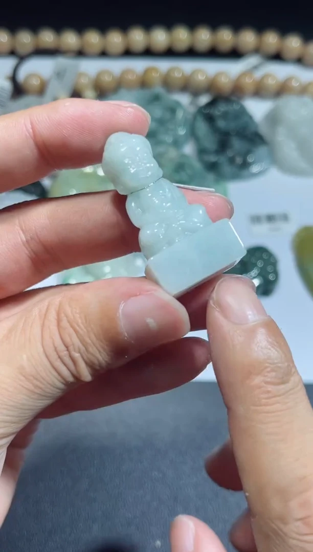 【闪购商品】翡翠颈饰未镶嵌00011076