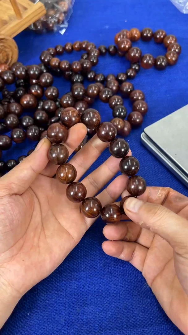 手串/手链黄花梨/降香黄檀1.8水波纹手串