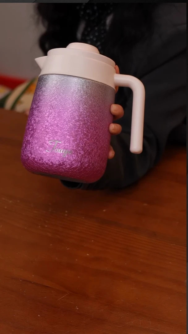 陶50-TOUYE透也 钛晶焖茶壶1000mI-粉色