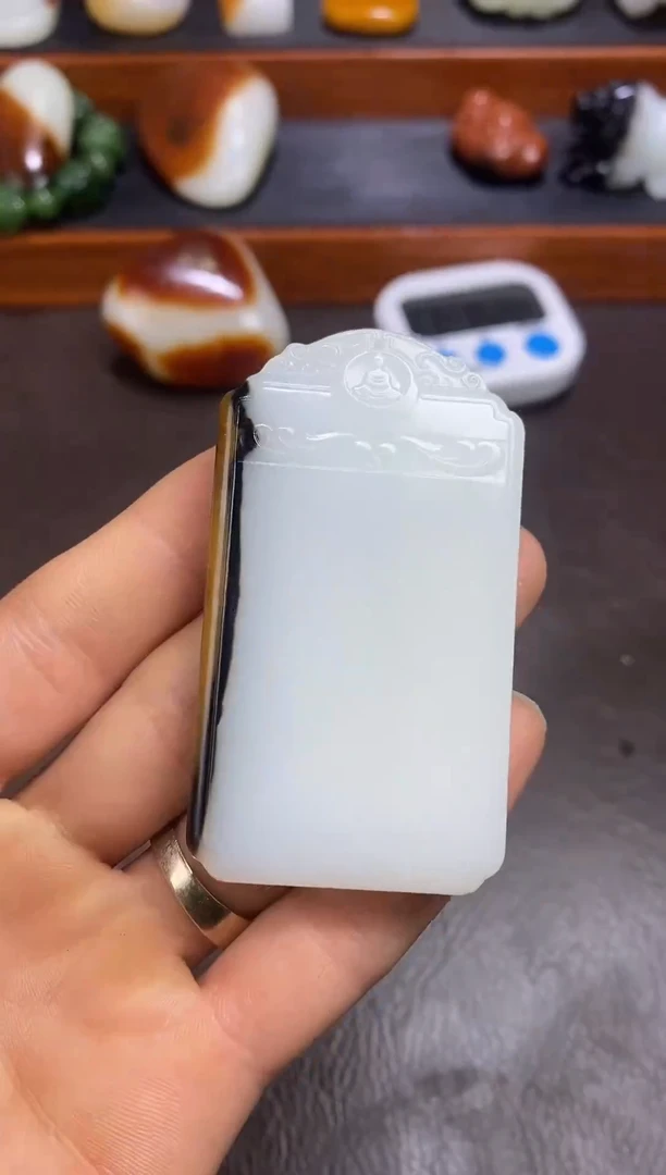 未镶嵌和田玉挂件和田玉