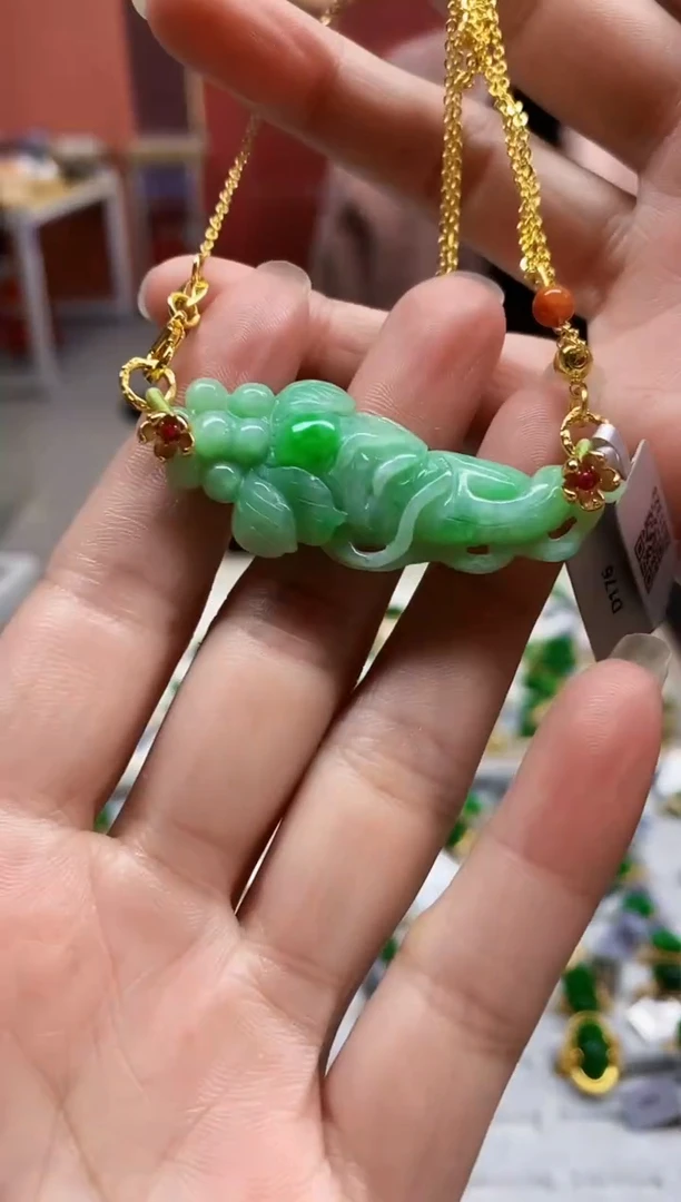 颈饰未镶嵌翡翠翡翠吊坠42