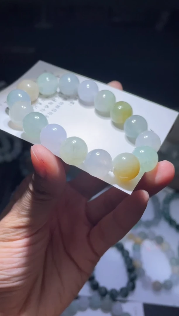 未镶嵌定制翡翠翡翠手串