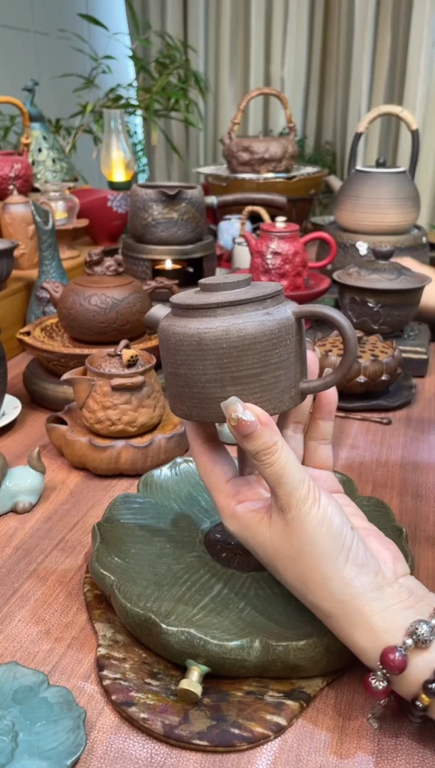 壶3566140397698828401