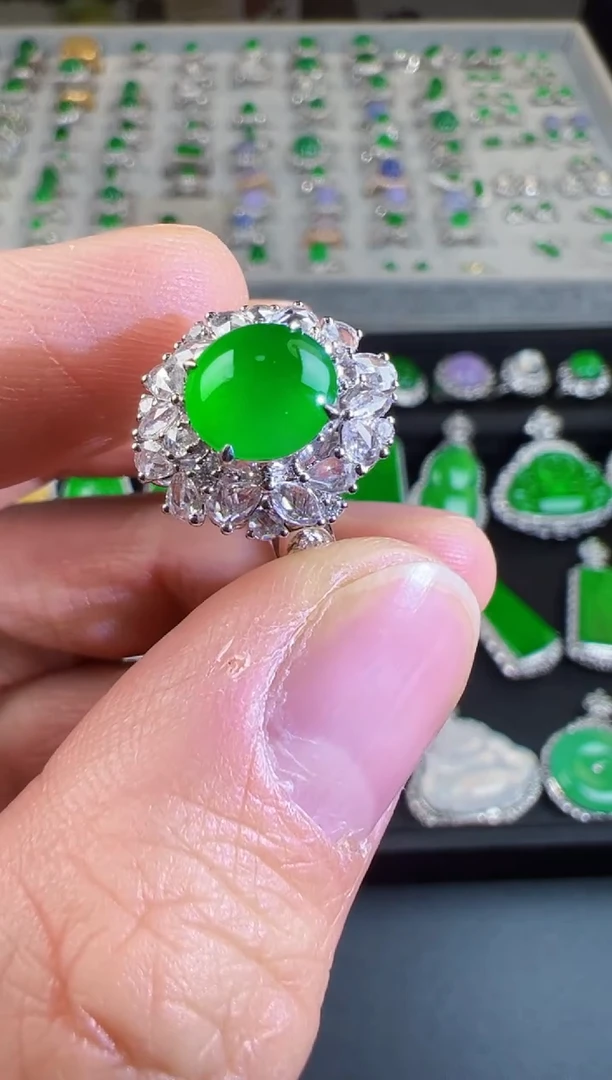 【闪购商品】翡翠戒指18K金镶嵌戒指