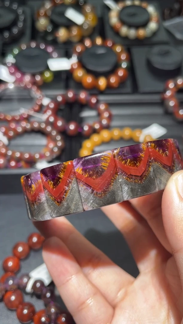 未镶嵌珠宝半成品水晶“****”极光手牌-02