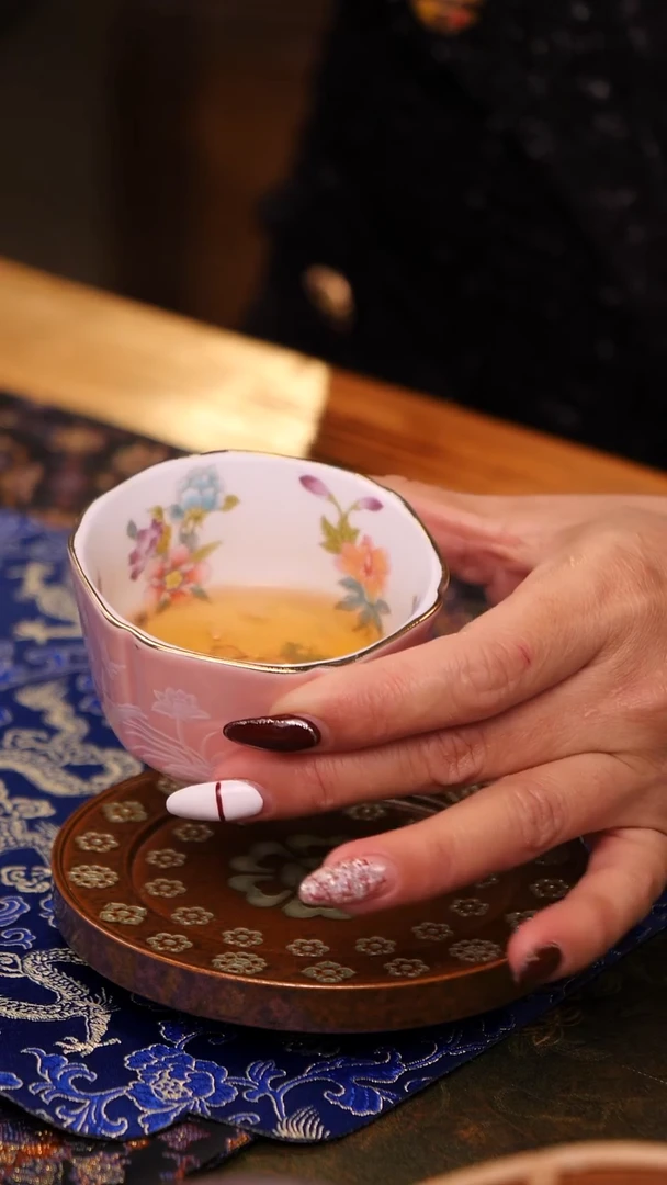 【闪购商品】锦上添花六方主人杯