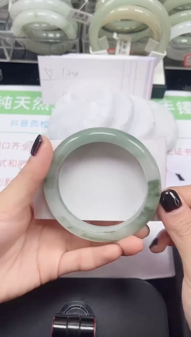 未镶嵌手镯石英质玉176-55/56