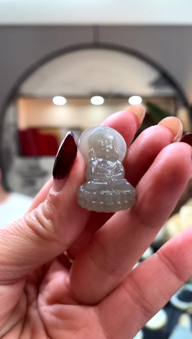 和田玉未镶嵌颈饰挂件