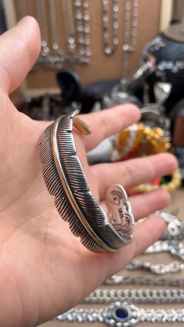 茶盏闪购商品如图所示手镯