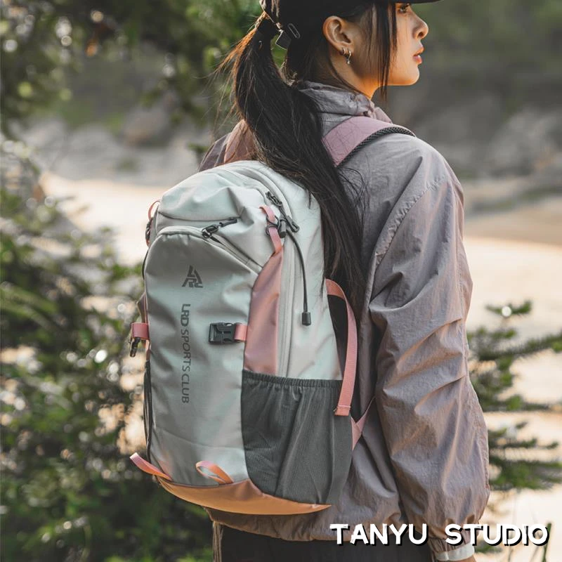 探屿户外徒步轻便登山包专业双肩包女运动旅行旅游大容量骑行背包