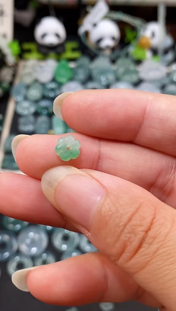 未镶嵌散珠翡翠翡翠冰种花花