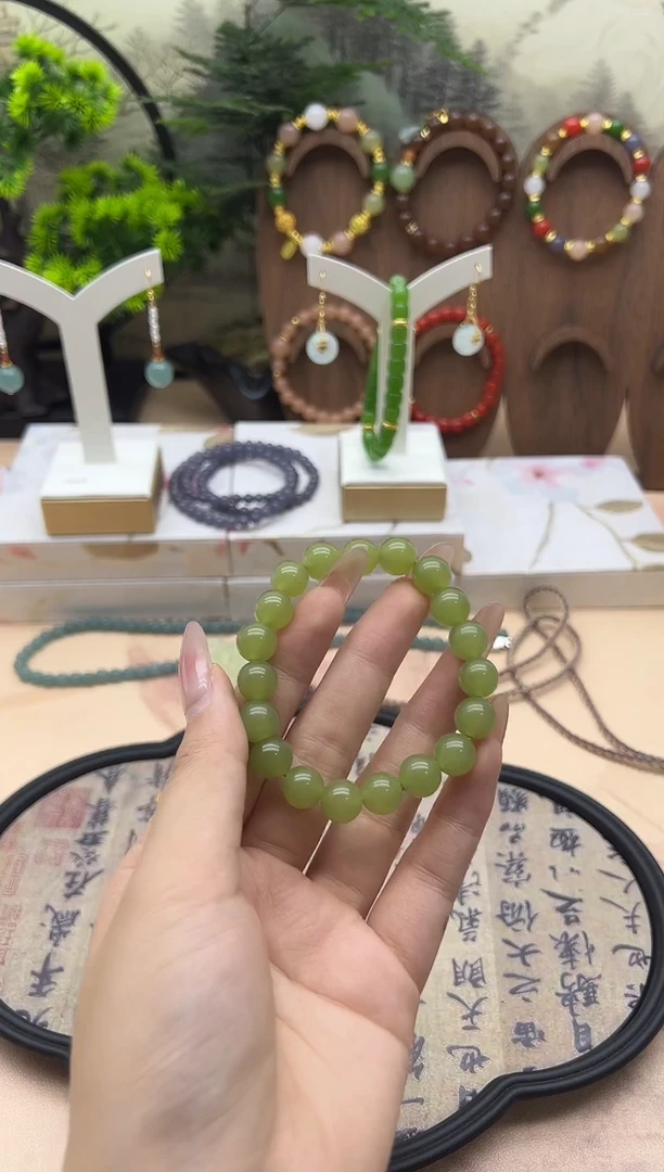未镶嵌手链和田玉190