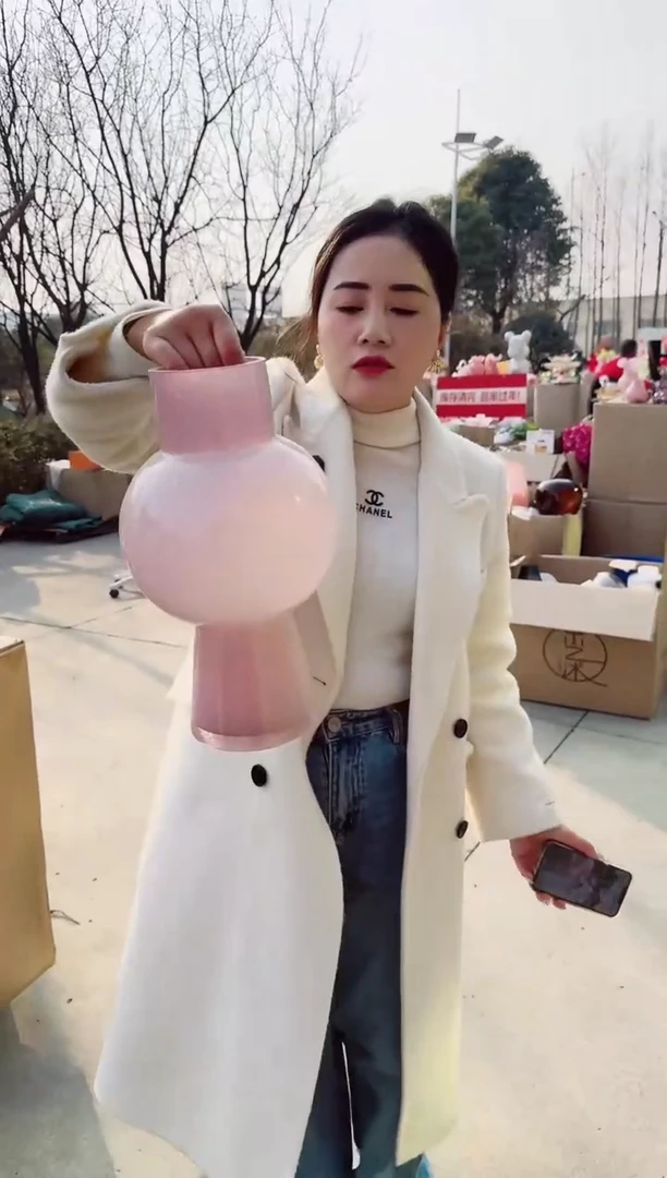 【闪购商品】玻璃安琪微瑕花瓶--RH8QV