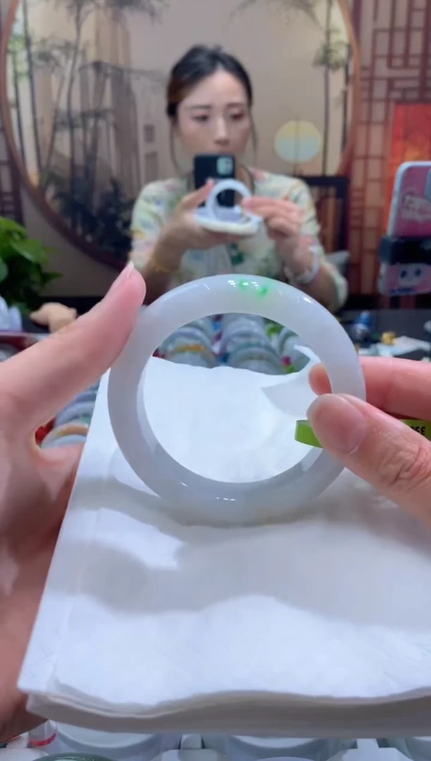 未镶嵌手镯翡翠000056001