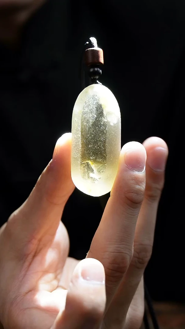 吊坠(赠链)未镶嵌水晶水晶