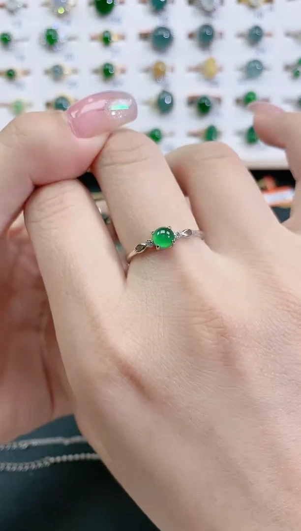 翡翠戒指银S925镶嵌天然翡翠