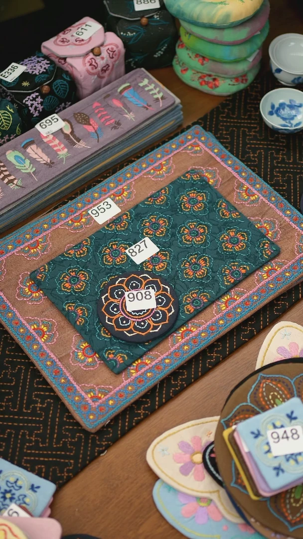 X****2953-827-908