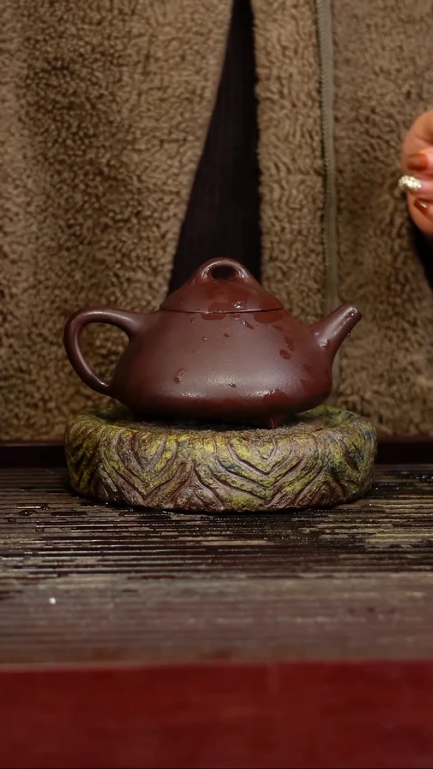 宜兴原矿紫砂壶茶壶宜兴原矿紫砂壶茶壶250C