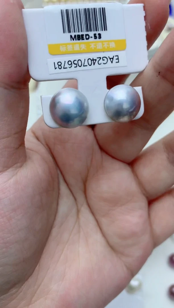 【闪购商品】拼合珍珠（马贝珠）耳饰18K金镶嵌w91