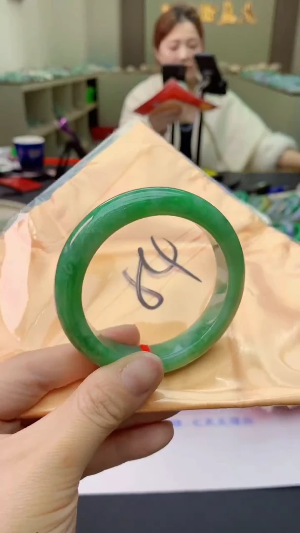 【闪购商品】翡翠手镯未镶嵌0062460643