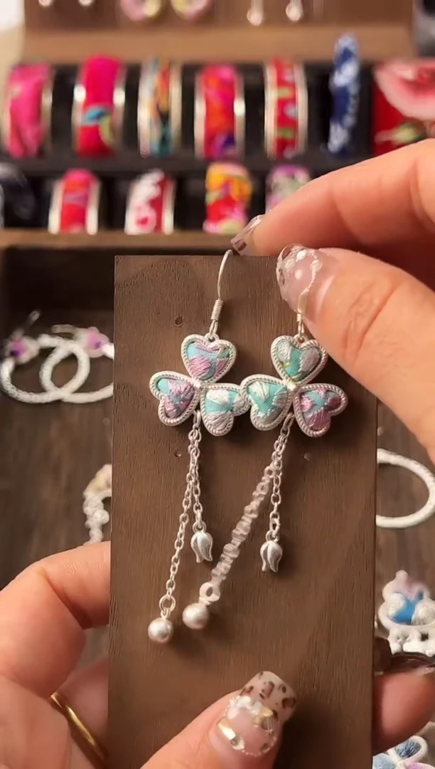 【闪购商品】织绣民族风老绣饰品112