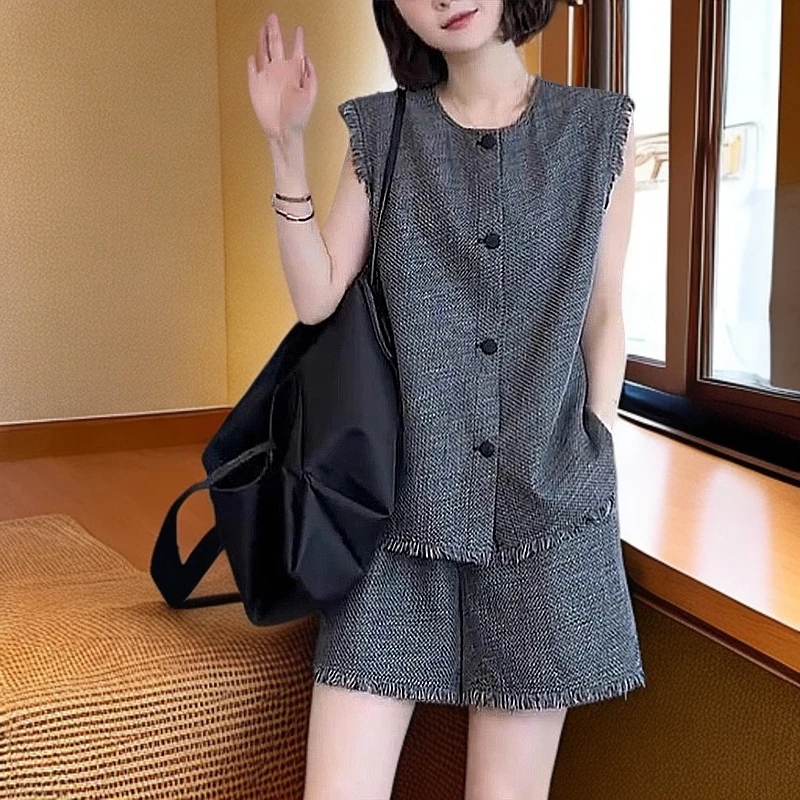 春季穿搭套装2025新款大码宽松流苏女休闲时尚高腰短裤上衣两件套