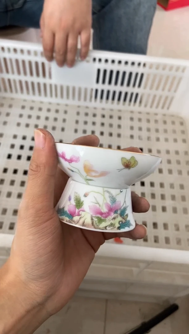 杯无运费险有瑕疵的摄影的产品有使用过的痕迹有点脏介意勿拍