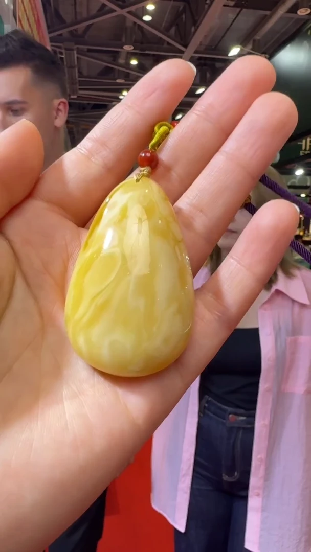 未镶嵌颈饰琥珀杭州珠宝展假一罚十