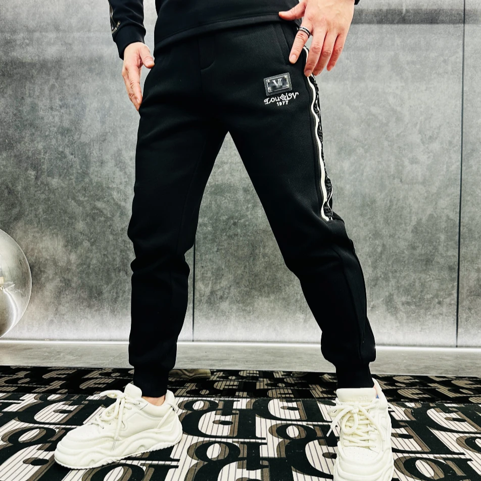 【断码清】冬季时尚潮牌加绒保暖九分裤556