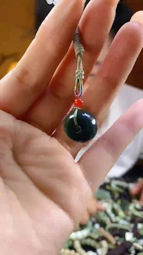 和田玉未镶嵌颈饰多样性发货，拍一发一