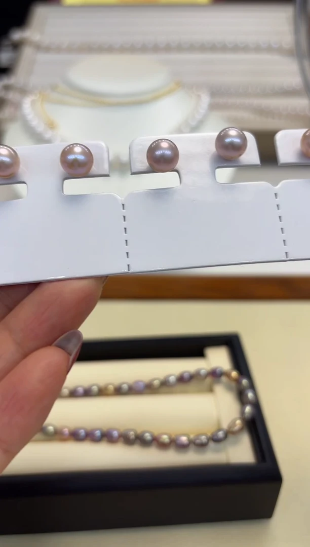 银S925镶嵌耳饰淡水珍珠8MM左右多样性发或者只发一对