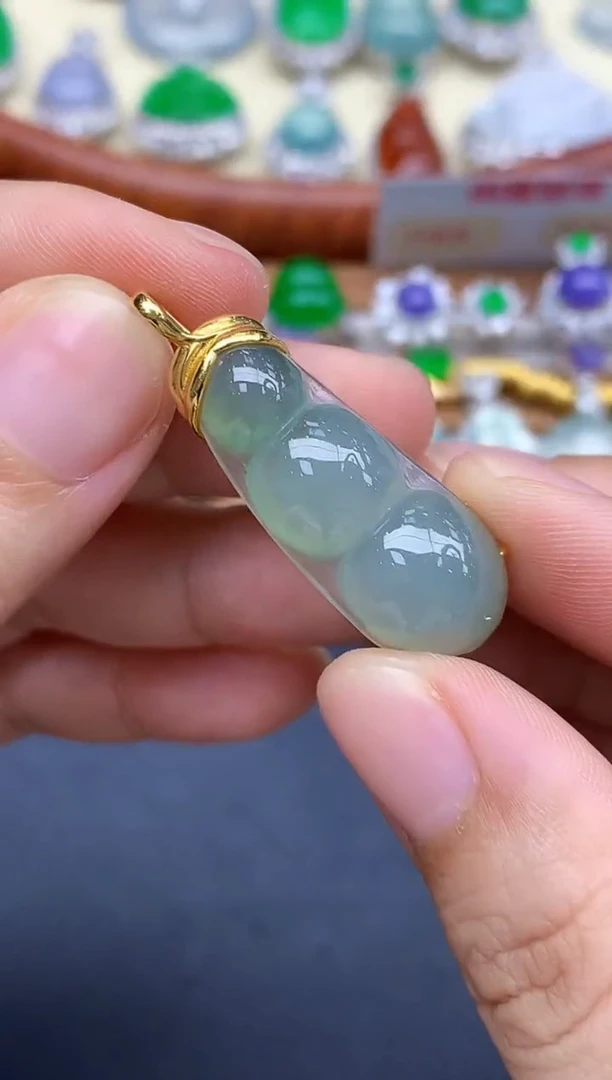 颈饰18K金镶嵌翡翠269-中国好珍宝