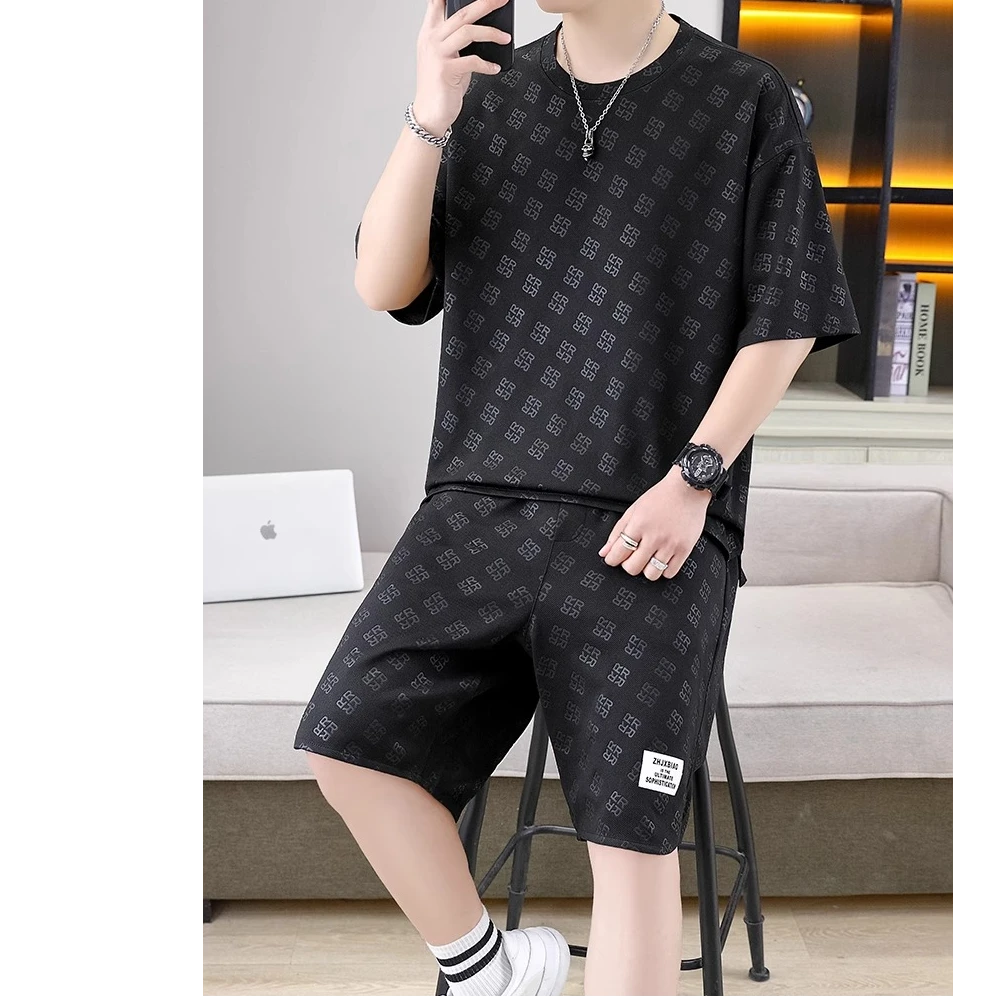 曼库帕娅男夏时尚季休闲新款潮流帅气男装圆领短袖t恤男短裤搭配