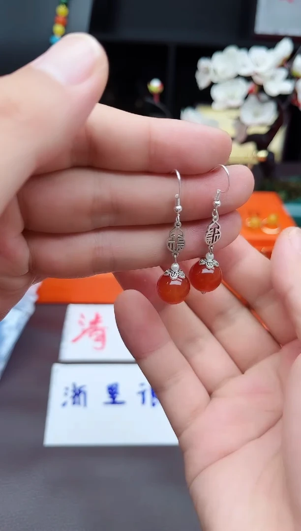 玛瑙/玉髓耳饰银S925镶嵌230000