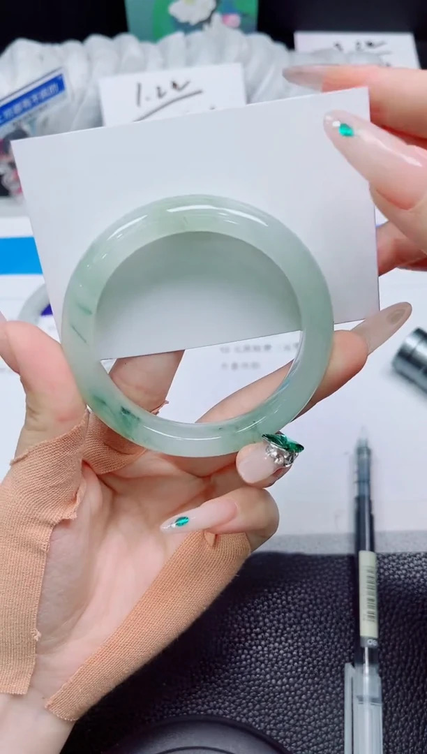 石英质玉手镯未镶嵌143-56