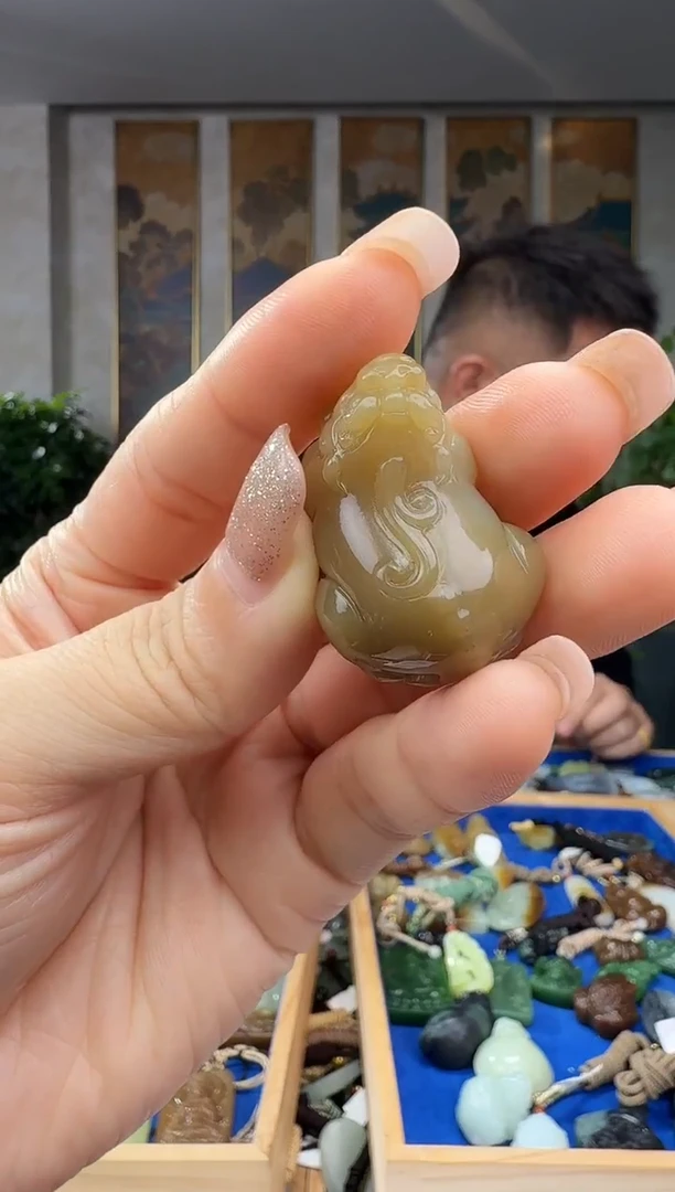 颈饰未镶嵌和田玉拍一发一