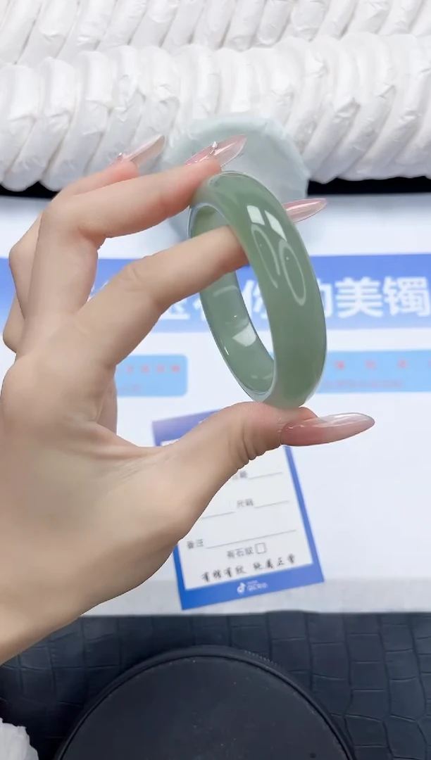 石英质玉手镯未镶嵌L16-54