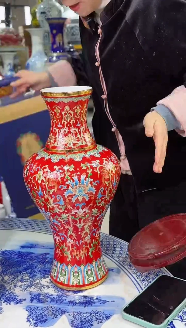 【闪购商品】摆件中国红珐琅彩鱼尾瓶景德镇陶瓷