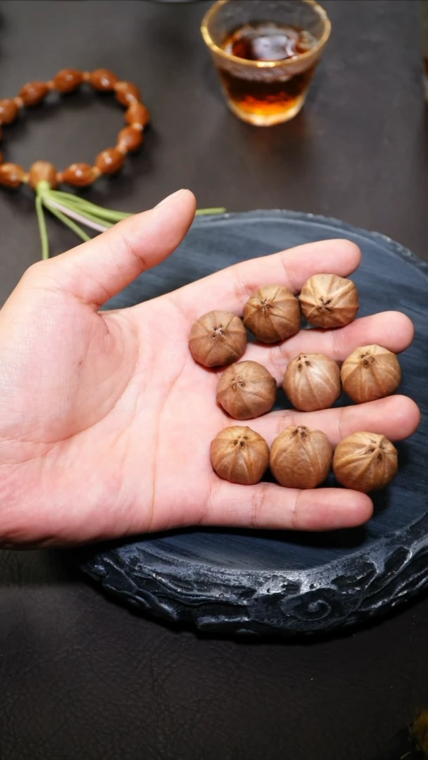 手串/手链橄榄核小***啦2.2*2.8原桩老料梅林铁核四面佛