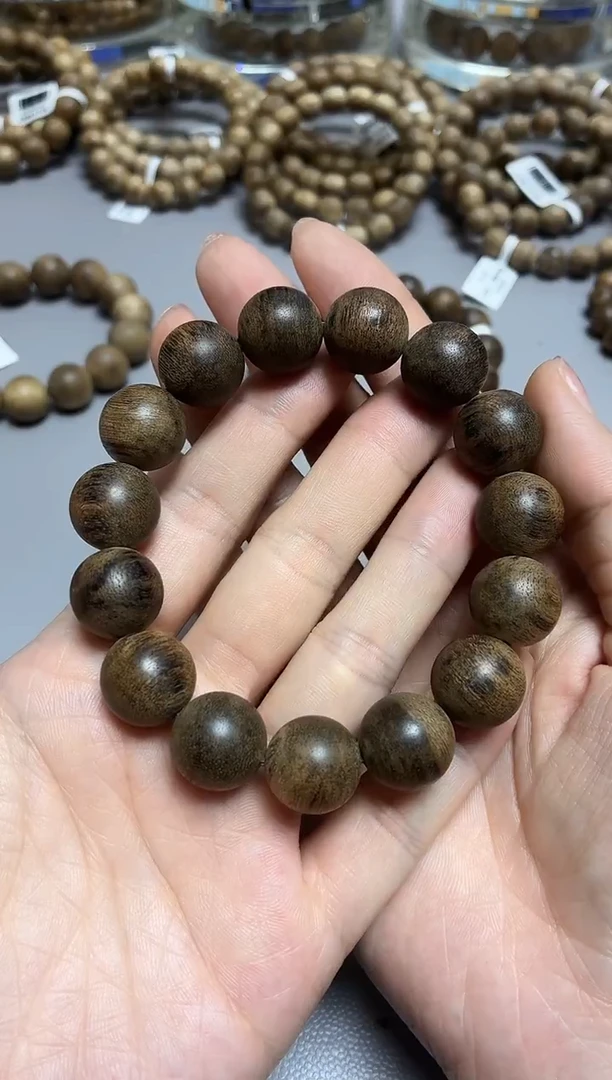 沉香手串阿**K菩萨棋圆珠单圈1.5多样性发其一23