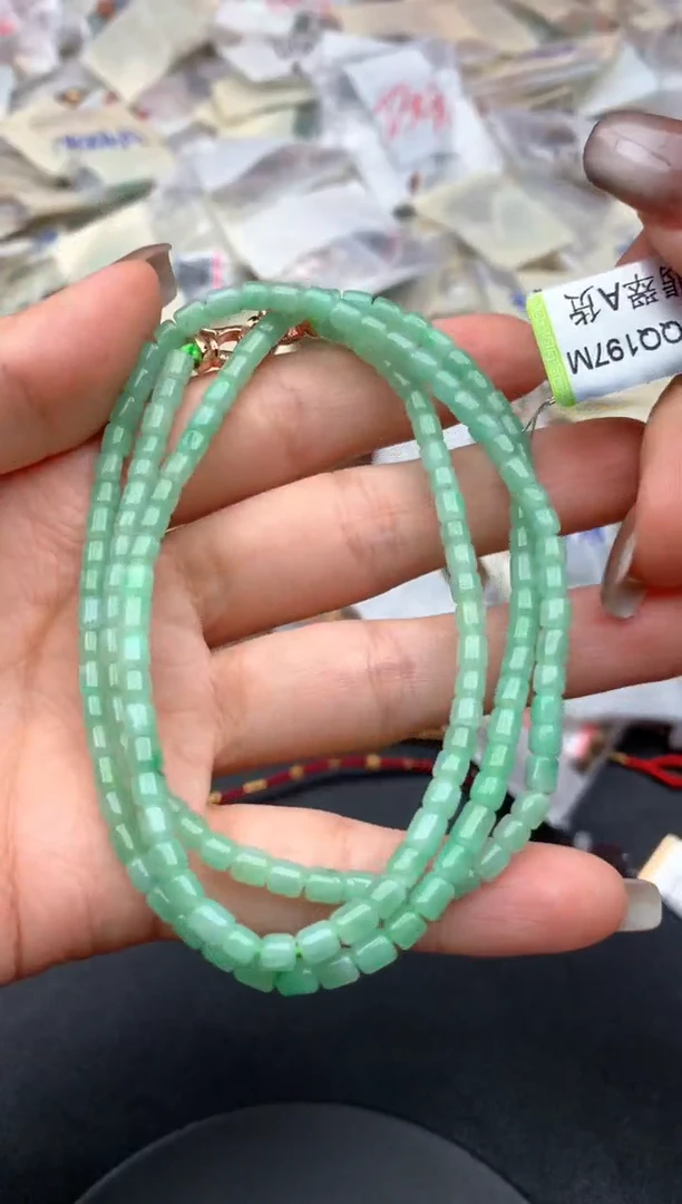 未镶嵌挂件翡翠一