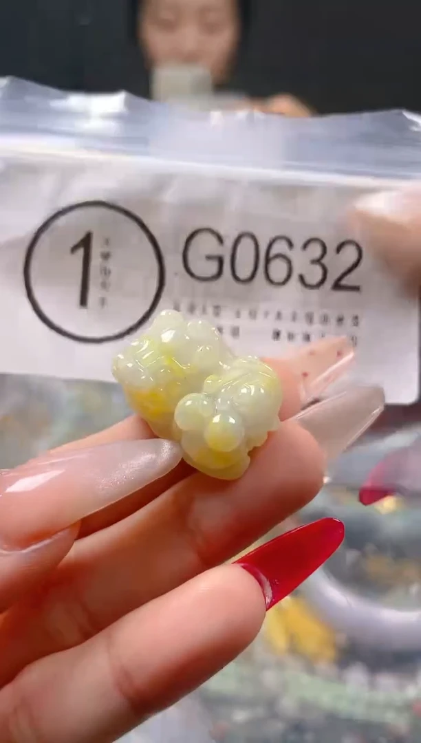 【闪购商品】翡翠颈饰未镶嵌/G/翡翠A货一图一物